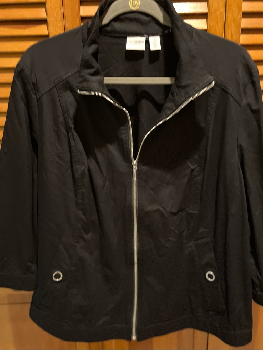 05. WOMENS CHICO’S 3/XL DETAIL JACKET